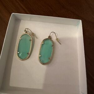 Kendra Scott Gold and Green Elle Pendant Earrings